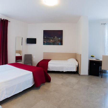 B&B Marilena Coppularossa Каровиньо Екстериор снимка